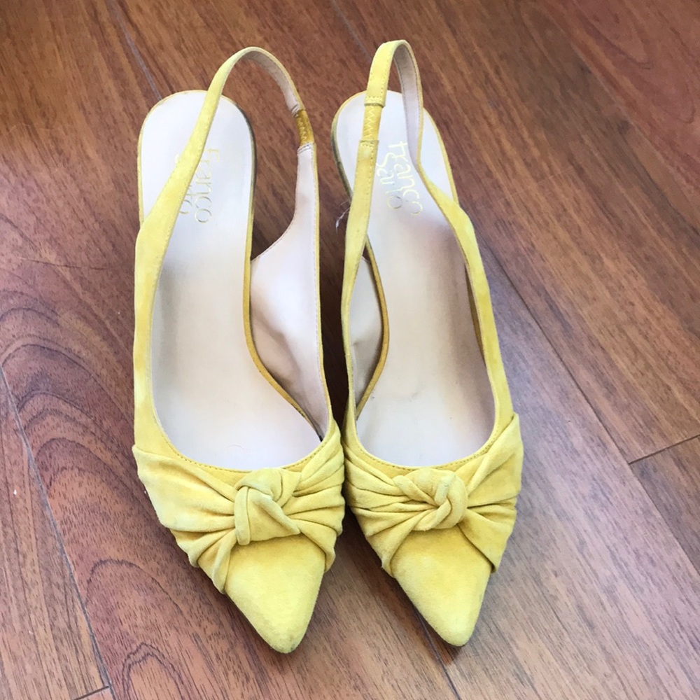 FRANCO SARTO YELLOW SUEDE MINI SLING BACK HEELS